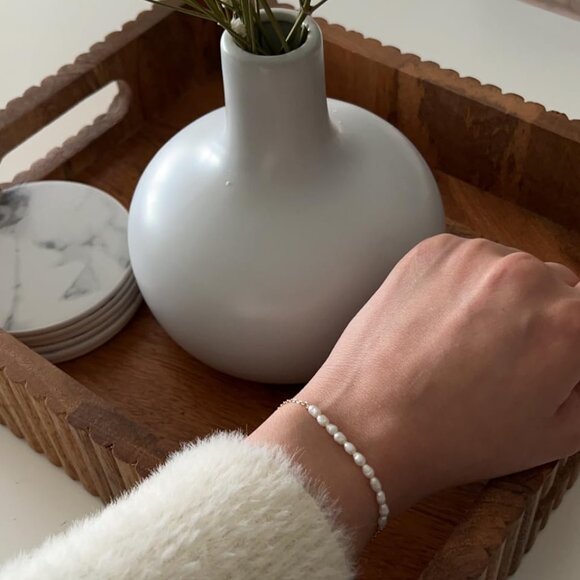 Neiman Marcus 18K Gold Plated Beaded Freshwater Cultured Pearl Bracelet - Picture 5 of 6